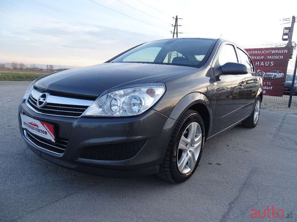 2008' Opel Astra photo #5