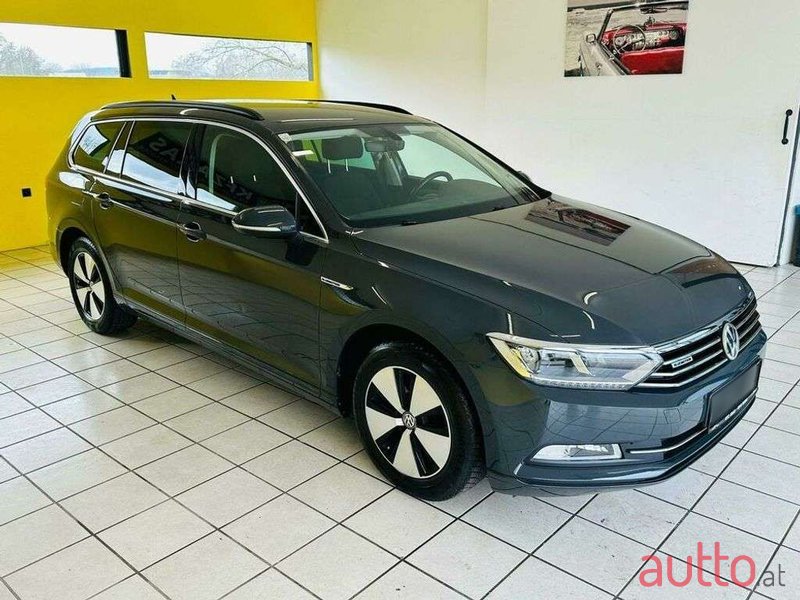 2016' Volkswagen Passat photo #3