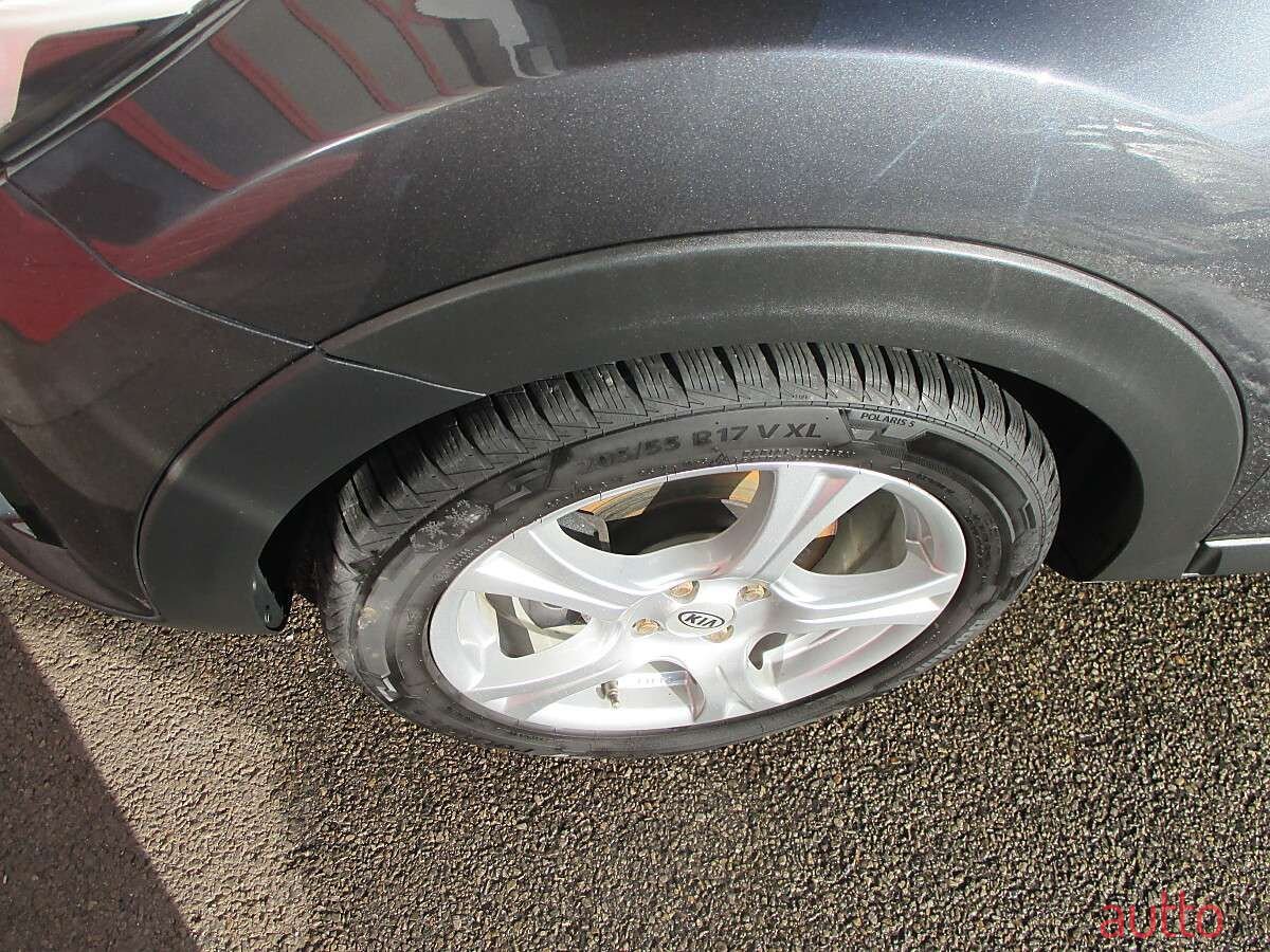 2018' Kia Stonic photo #2