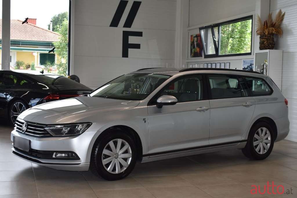 2018' Volkswagen Passat photo #4