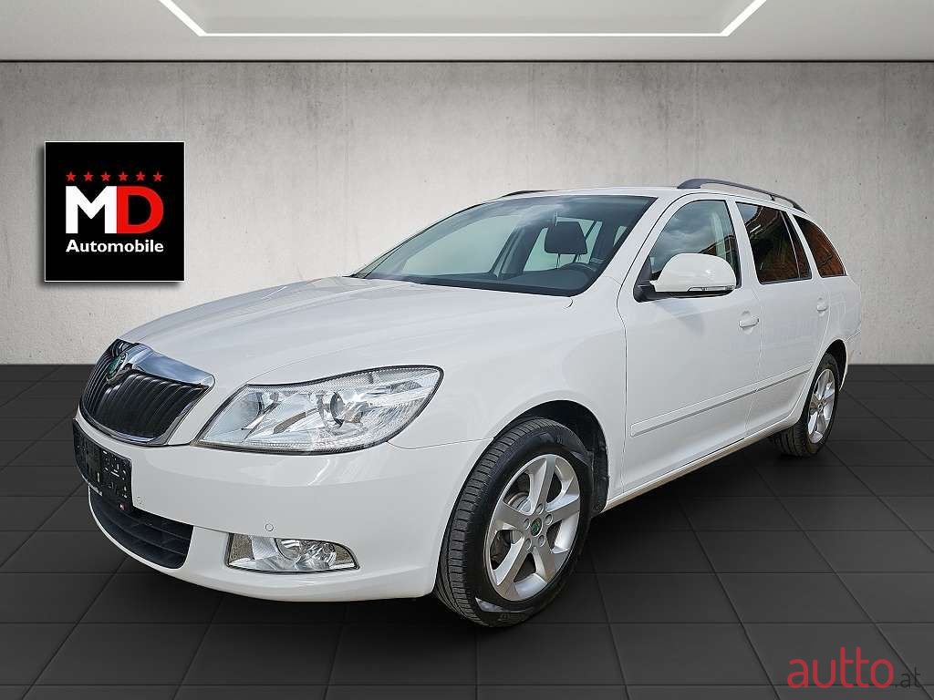 2012' Skoda Octavia photo #3