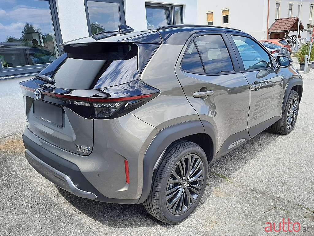 2023' Toyota Yaris Cross photo #6