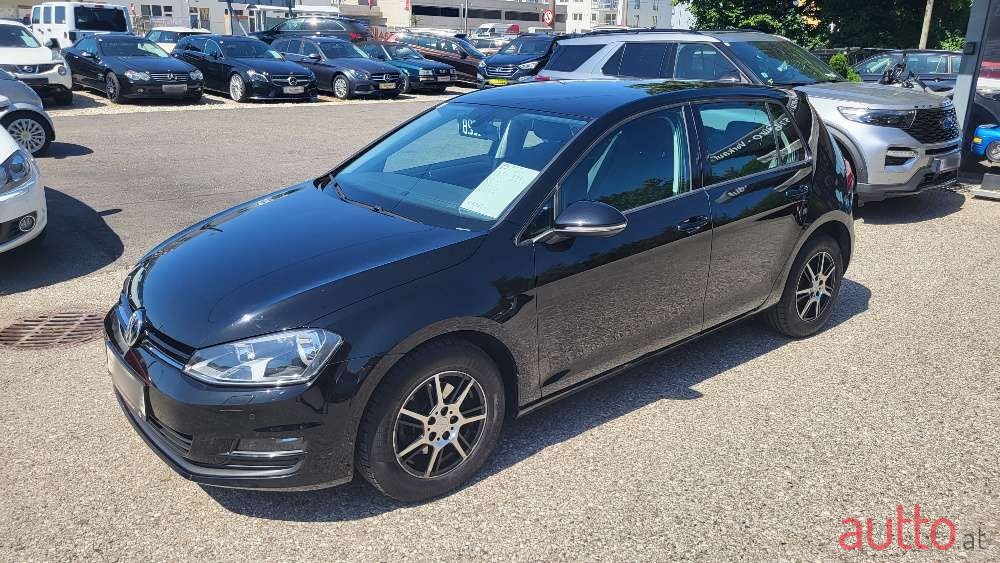 2013' Volkswagen Golf photo #1