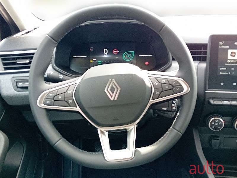 2024' Renault Clio photo #5