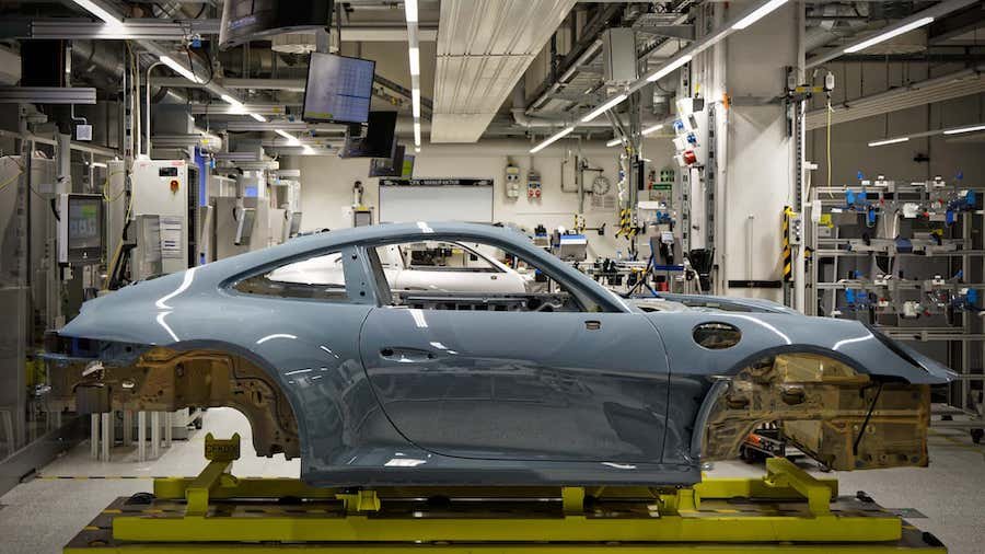 Here's How Porsche Changes the Assembly Line to Build Your Favorite 911s