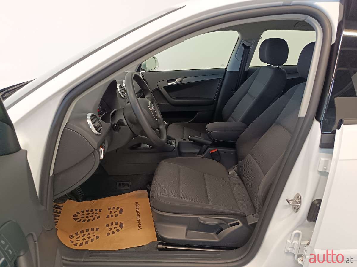 2013' Audi A3 photo #4