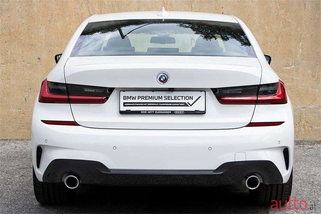 2022' BMW 3Er-Reihe photo #4
