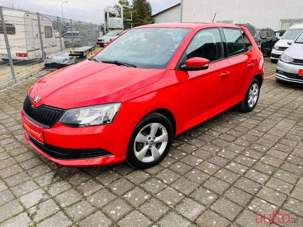 2016' Skoda Fabia photo #2