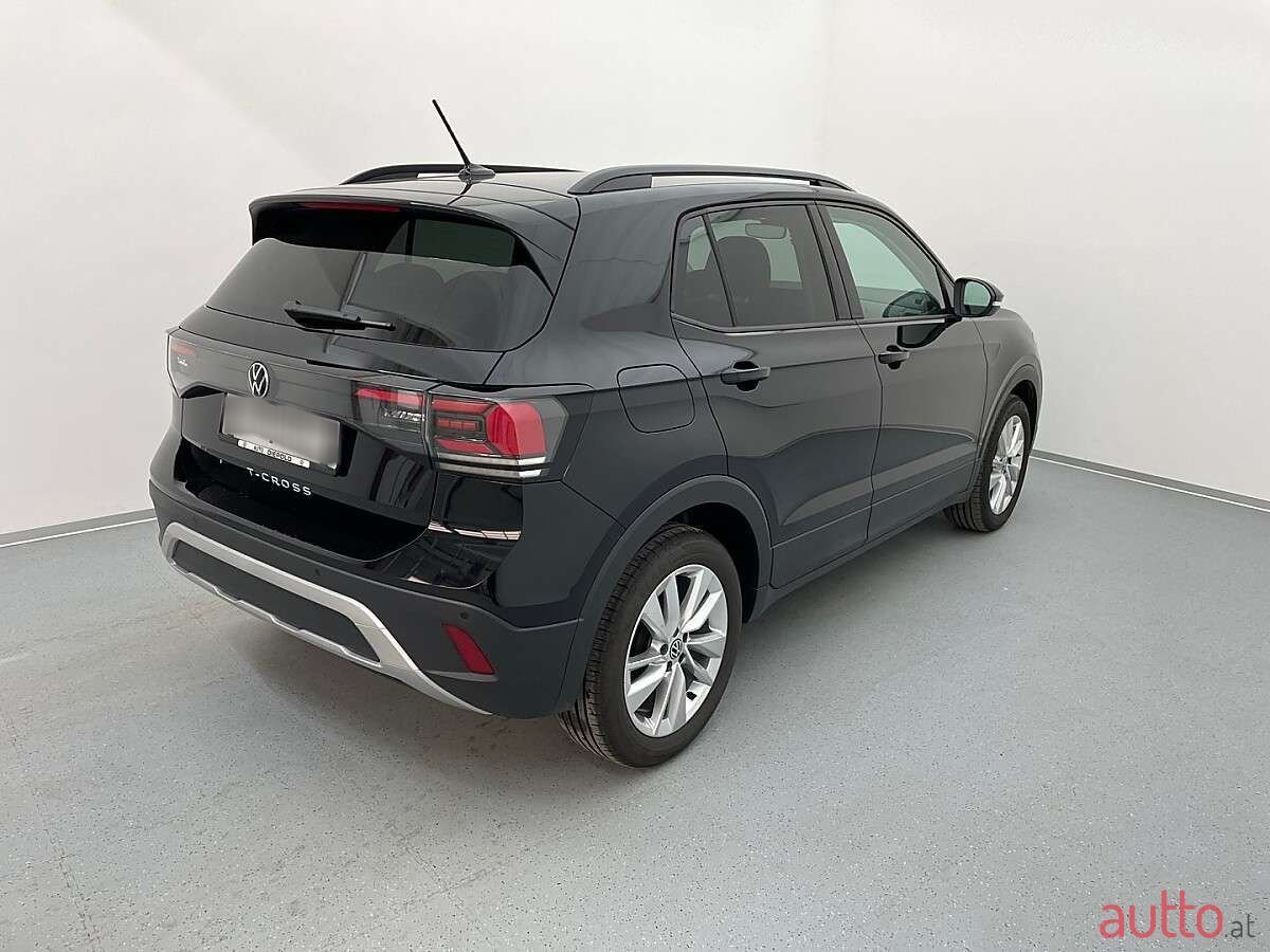 2024' Volkswagen T-Cross photo #4