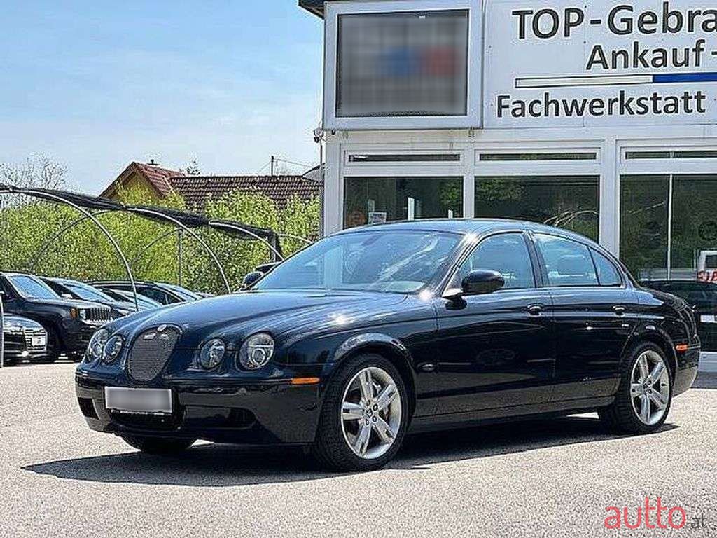 2004' Jaguar S-Type photo #1