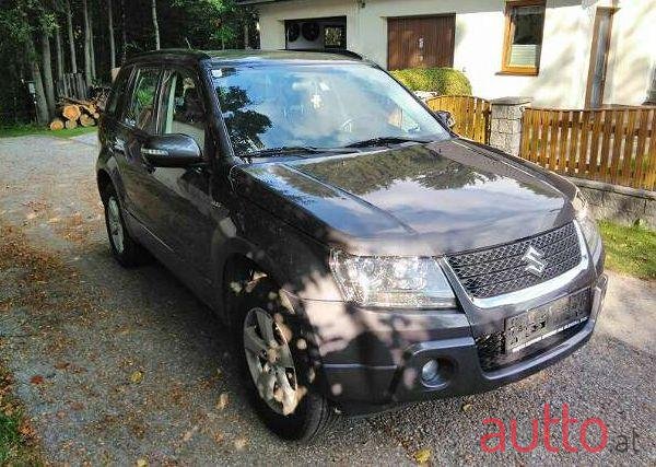 2012' Suzuki Vitara photo #4