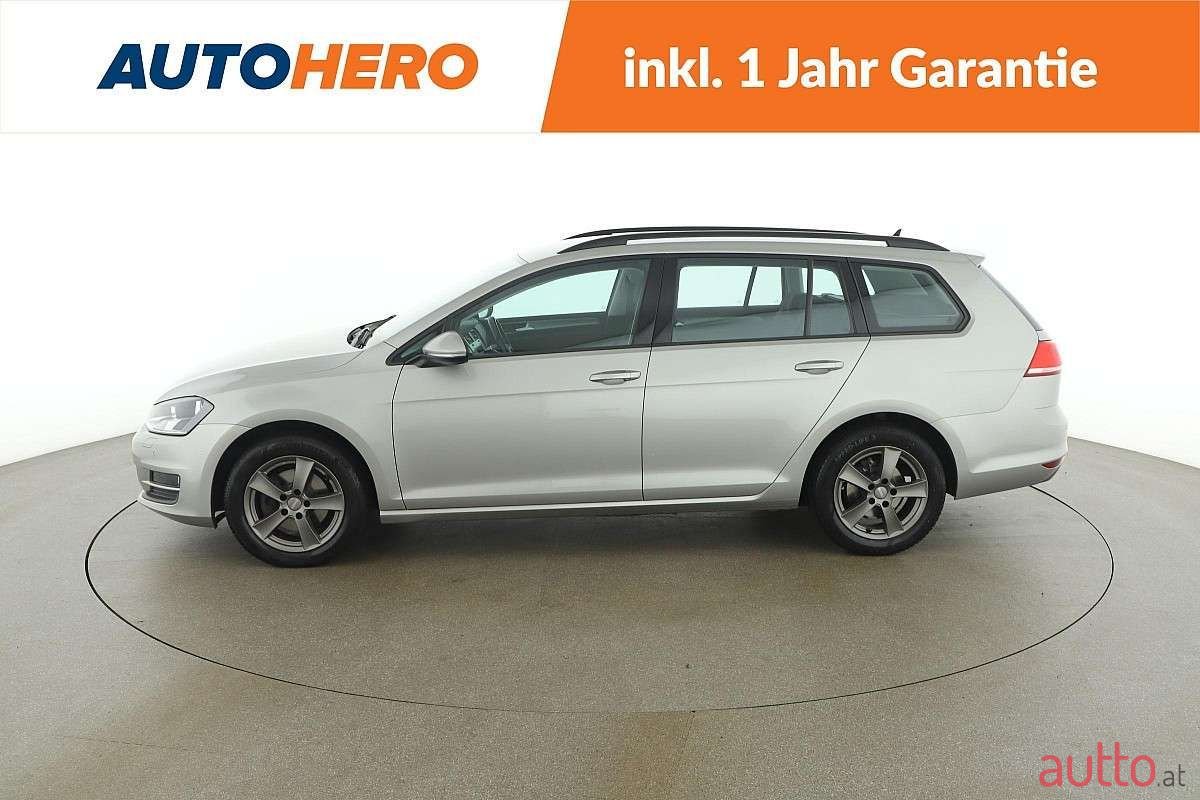 2015' Volkswagen Golf photo #2