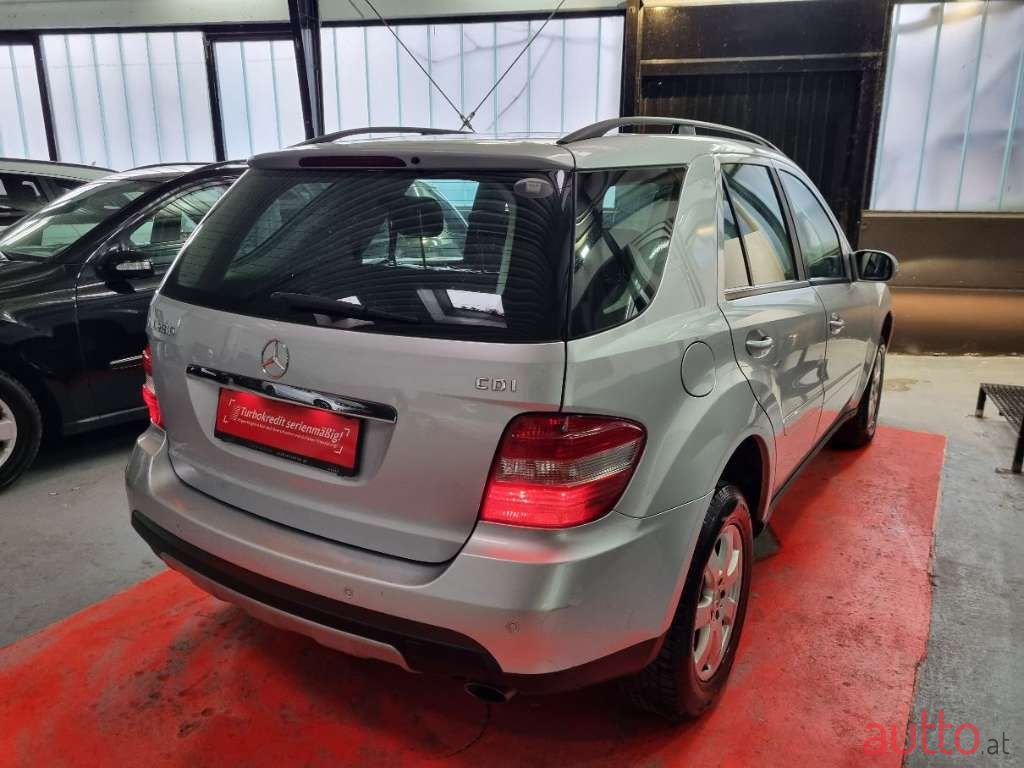 2006' Mercedes-Benz M-Klasse photo #5