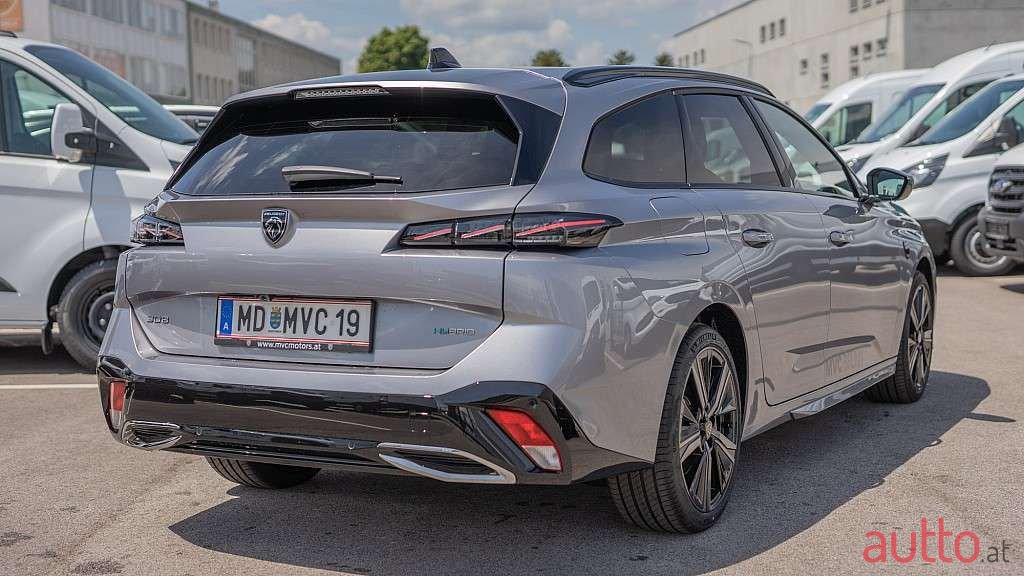 2022' Peugeot 308 photo #3