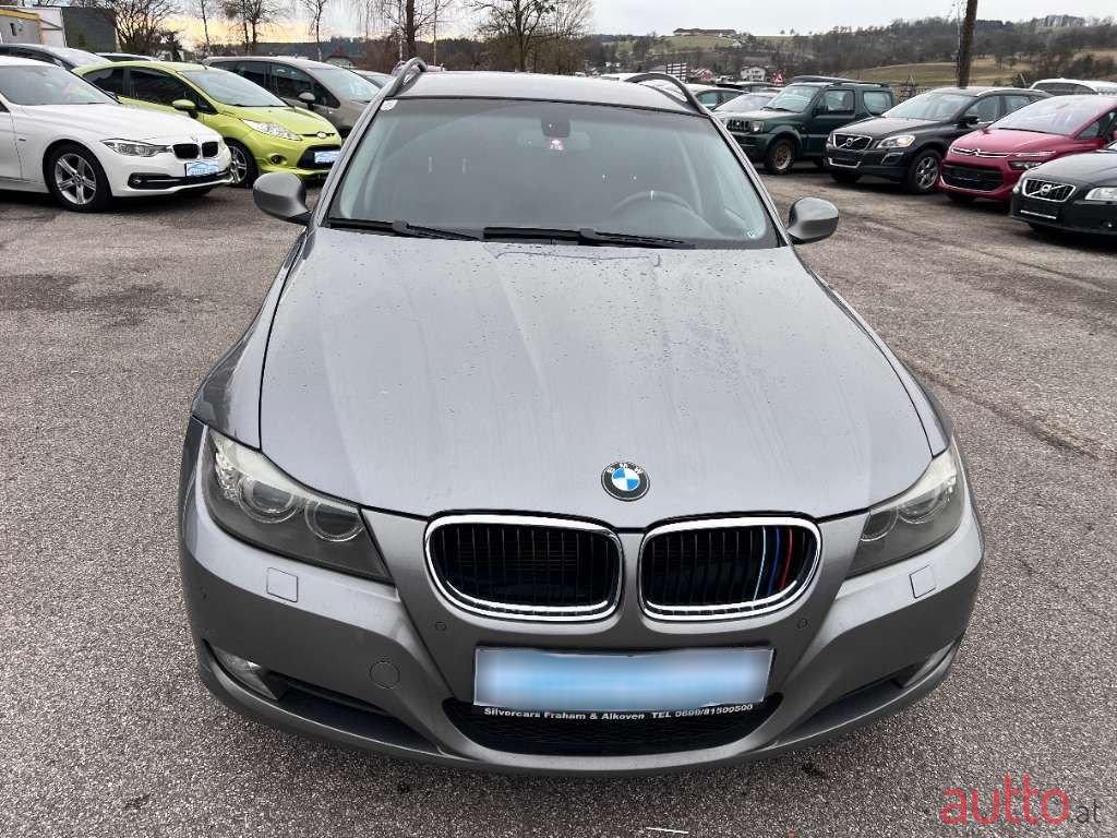 2009' BMW 3Er-Reihe photo #2