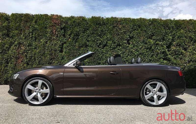 2011' Audi A5 photo #1