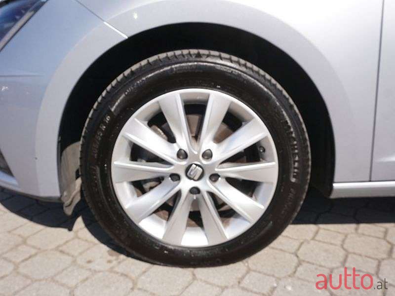 2019' SEAT Leon photo #5