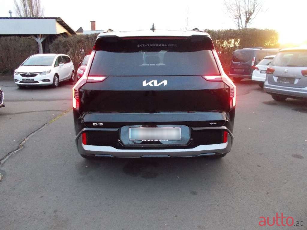 2023' Kia EV9 photo #5