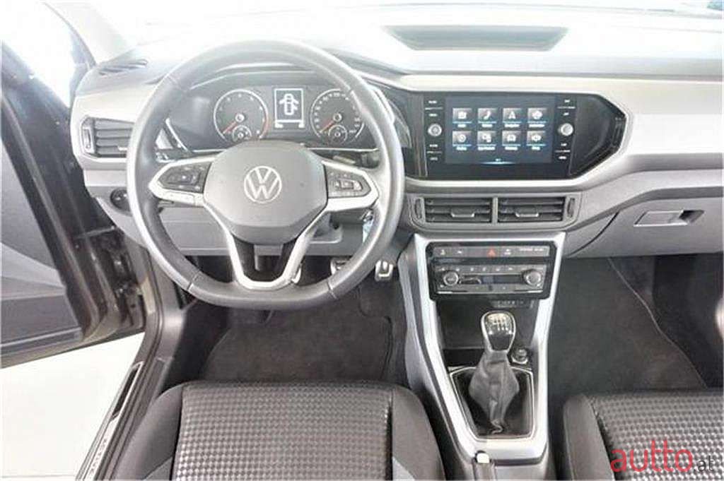 2021' Volkswagen T-Cross photo #5