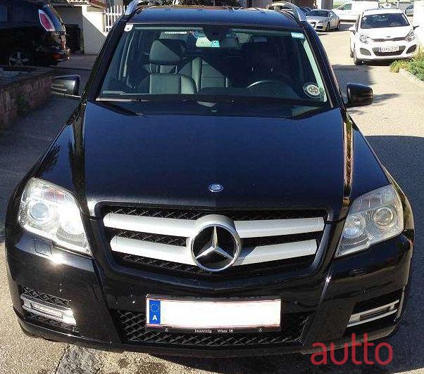 2010' Mercedes-Benz Glk-Klasse photo #1