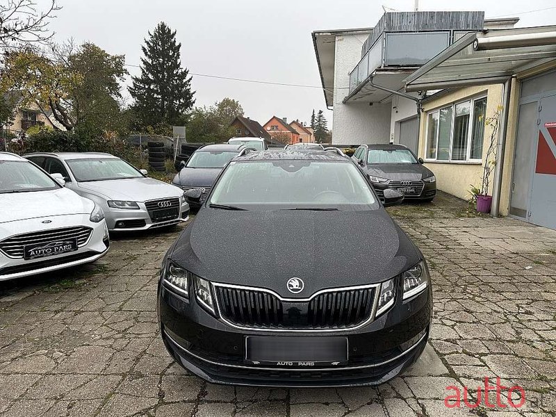 2018' Skoda Octavia photo #2