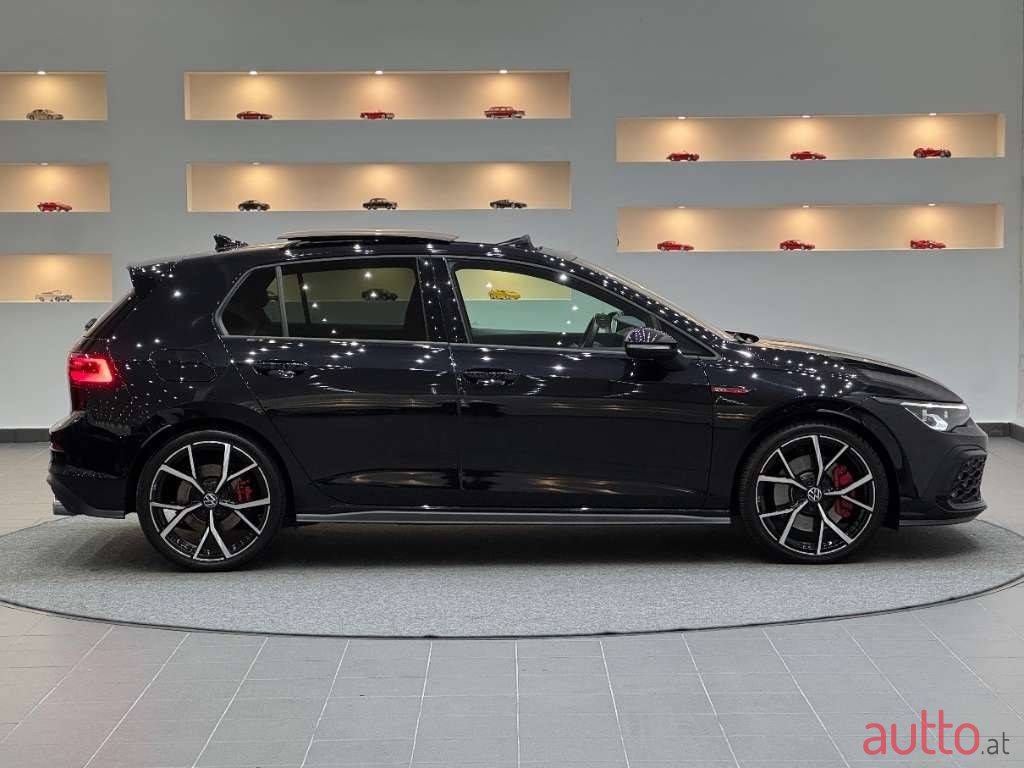 2021' Volkswagen Golf photo #5