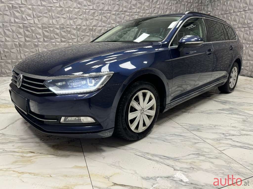 2016' Volkswagen Passat photo #2