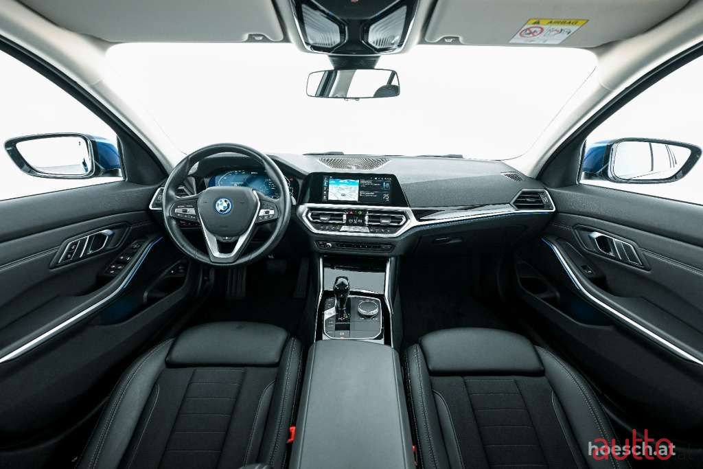 2022' BMW 3Er-Reihe photo #4