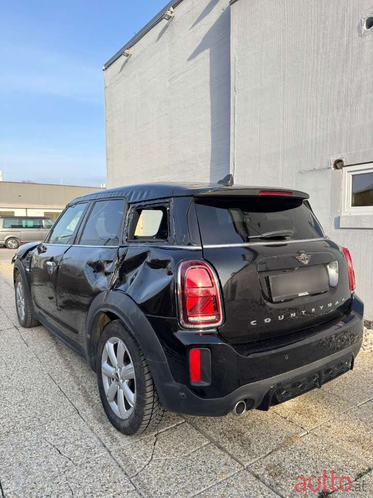 2020' MINI Countryman photo #6