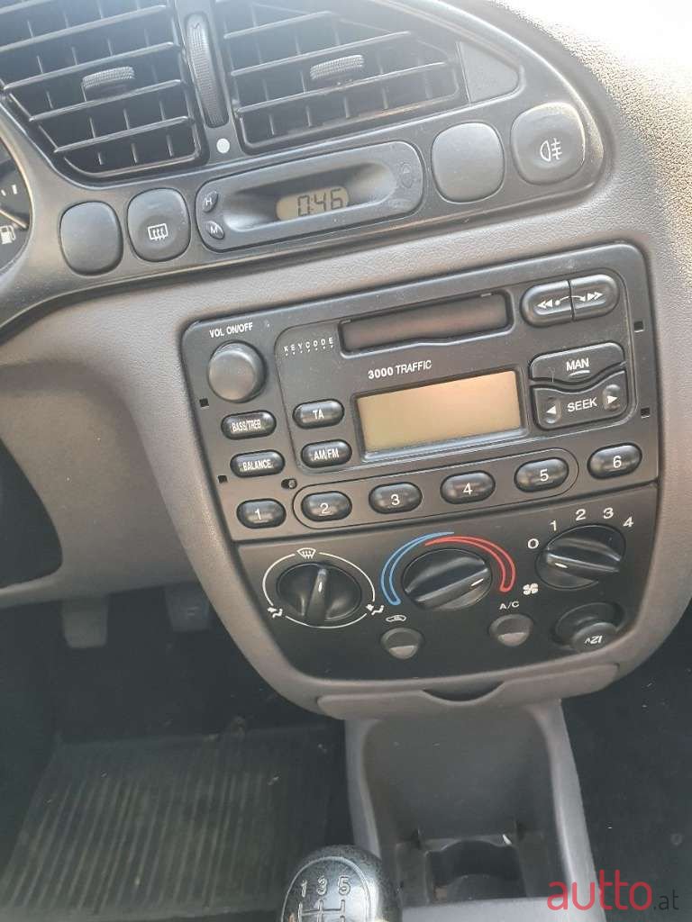 2000' Ford Fiesta photo #4