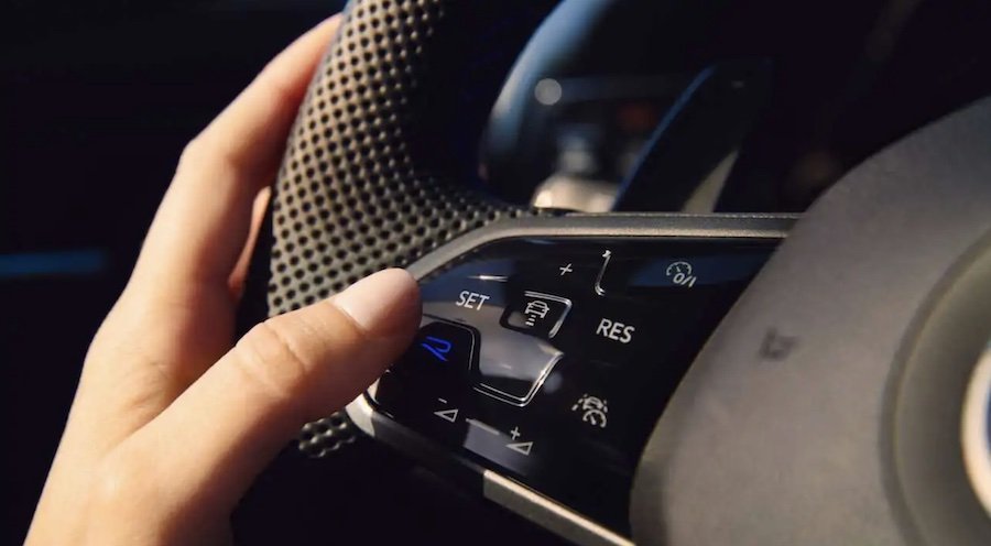 Volkswagen To Bring Back Push Buttons On Steering Wheels