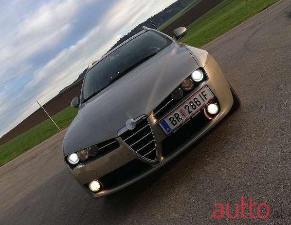 2007' Alfa Romeo 159 photo #3