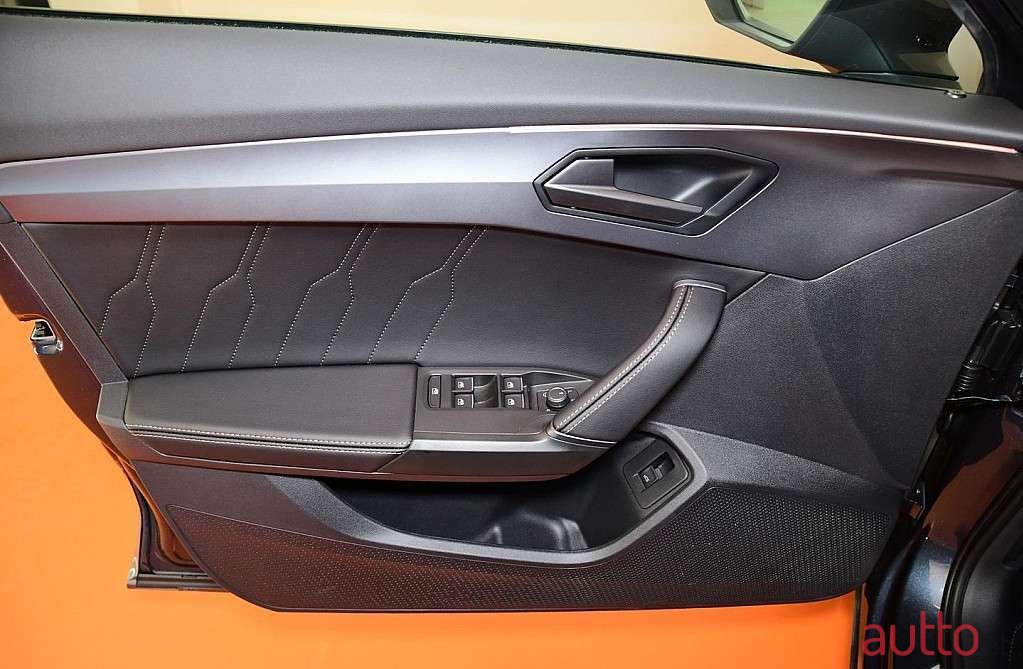 2023' Cupra Formentor photo #6