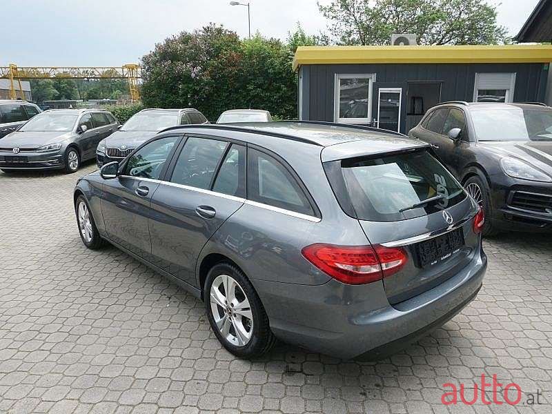 2018' Mercedes-Benz C-Klasse photo #4