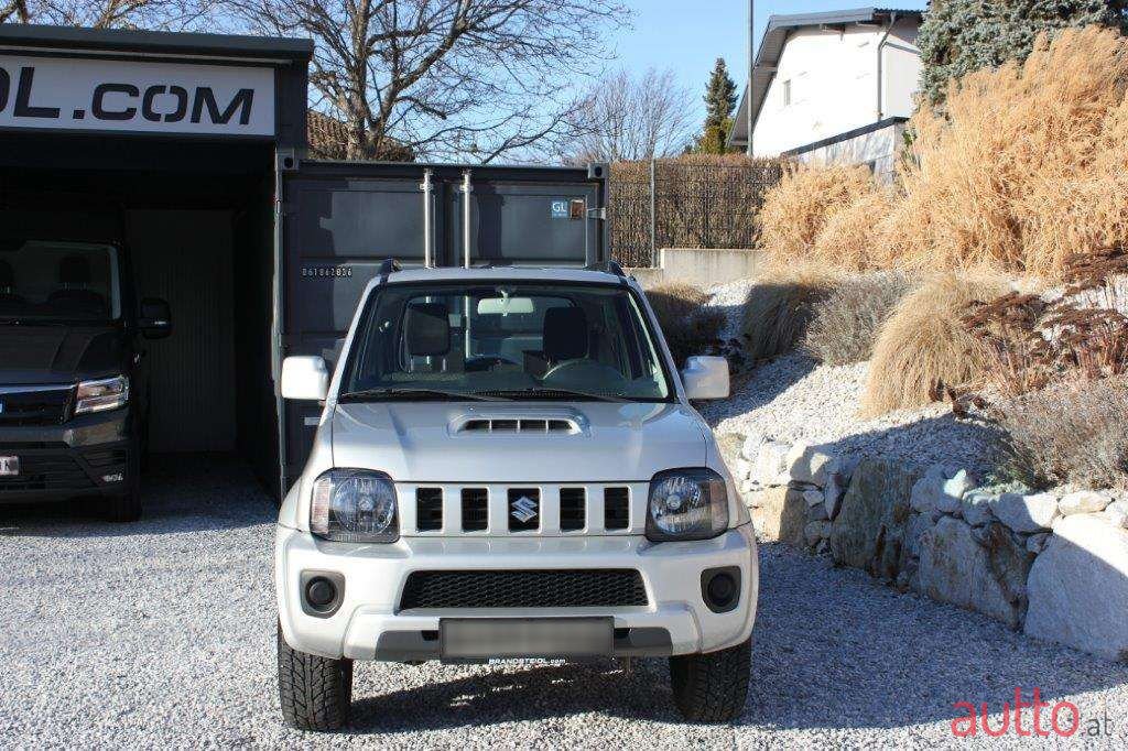 2018' Suzuki Jimny photo #2