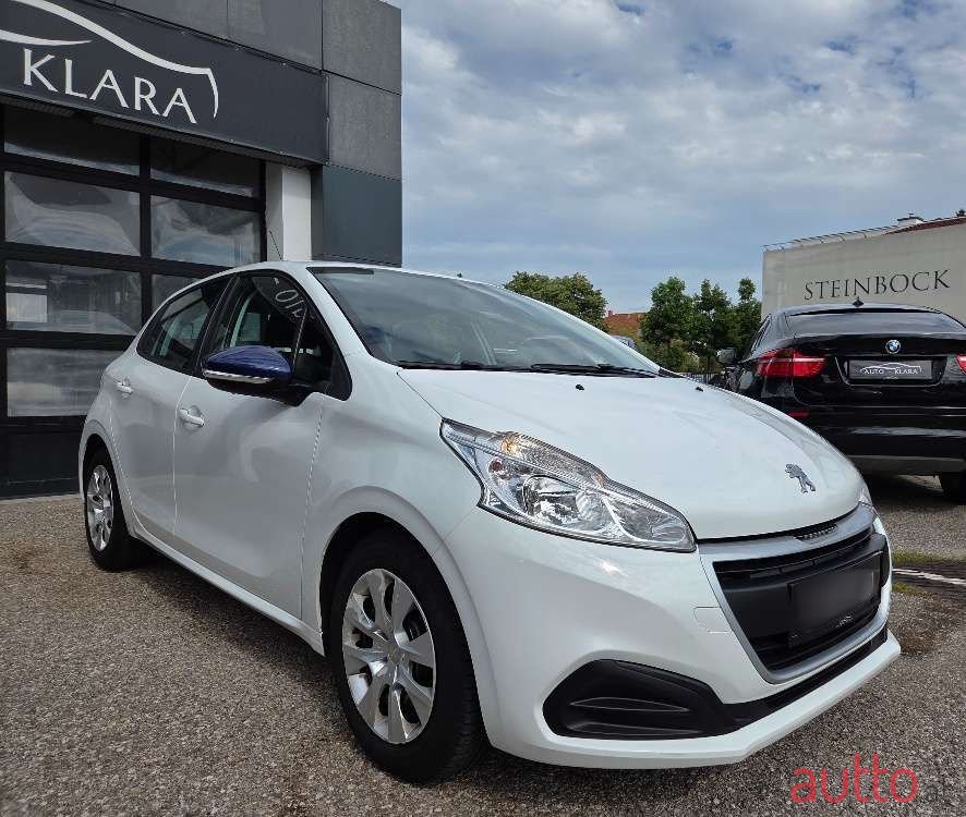 2017' Peugeot 208 photo #4