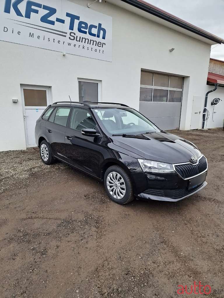 2021' Skoda Fabia photo #1