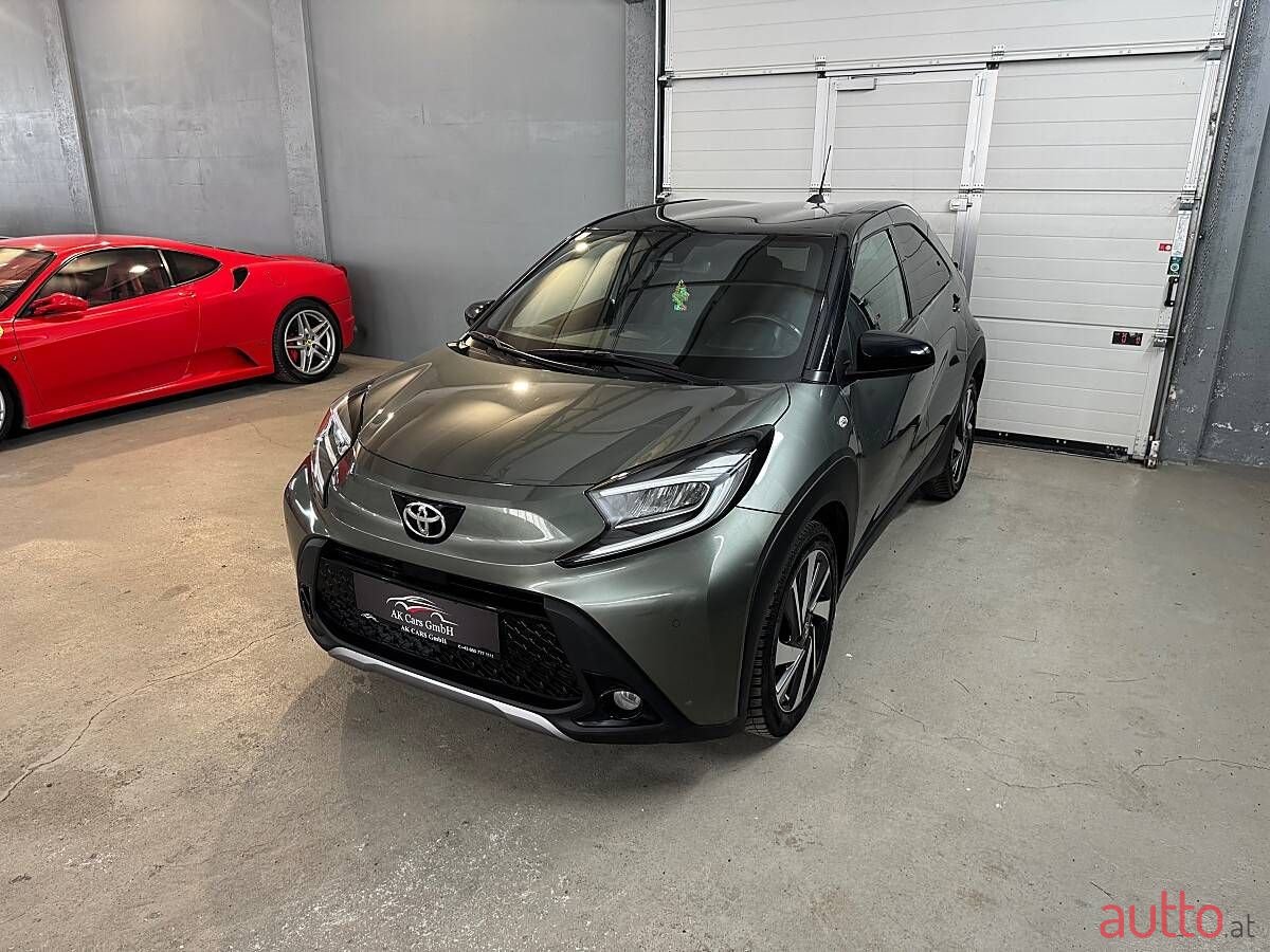 2023' Toyota Aygo photo #3