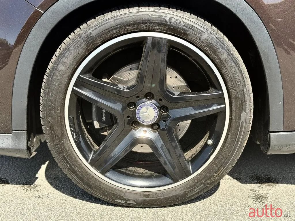 2014' Mercedes-Benz Gla-Klasse photo #4