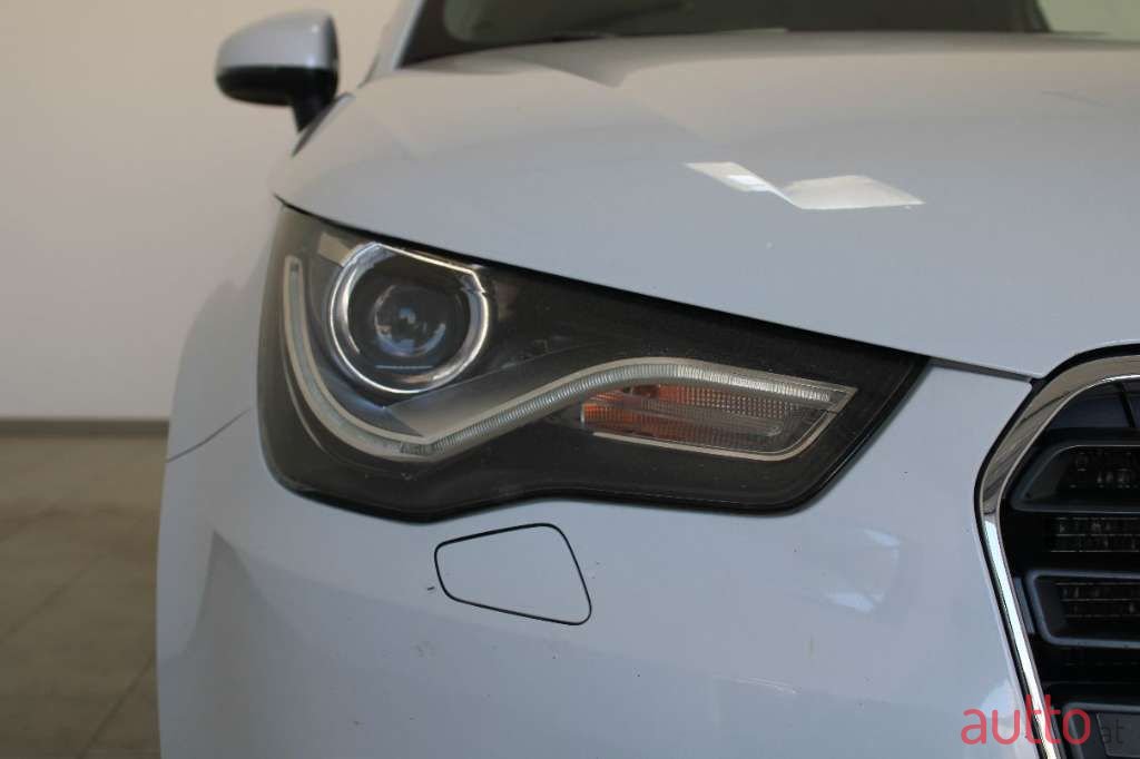 2012' Audi A1 photo #3