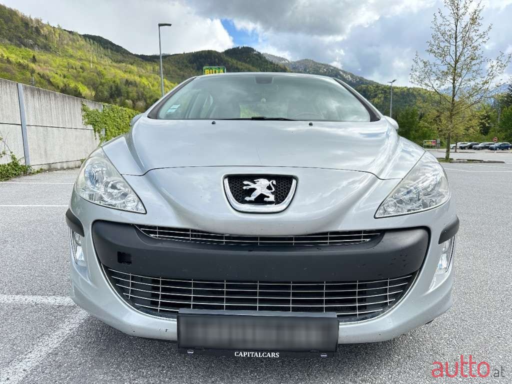 2009' Peugeot 308 photo #2