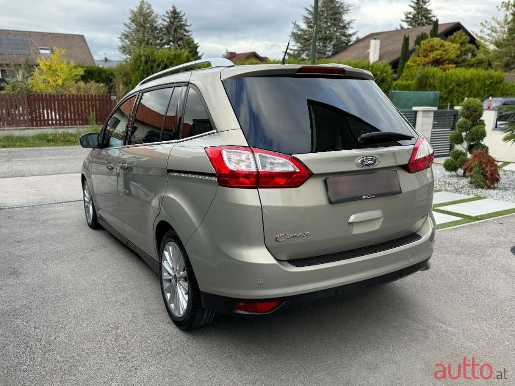 2017' Ford C-MAX photo #6