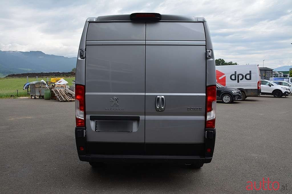 2020' Peugeot Boxer photo #5