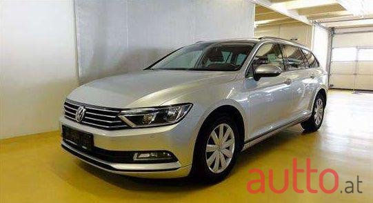 2015' Volkswagen Passat photo #2