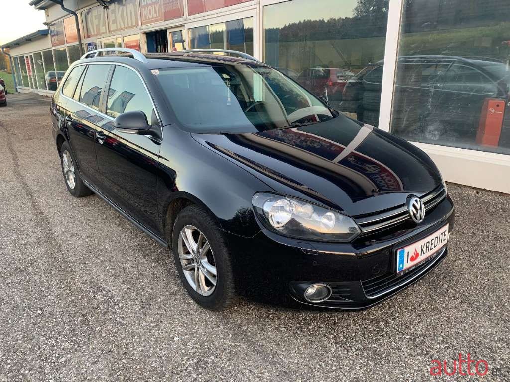 2012' Volkswagen Golf photo #1