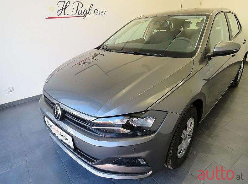 2020' Volkswagen Polo photo #1