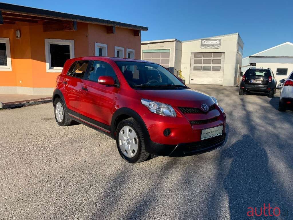 2009' Toyota Urban Cruiser photo #4