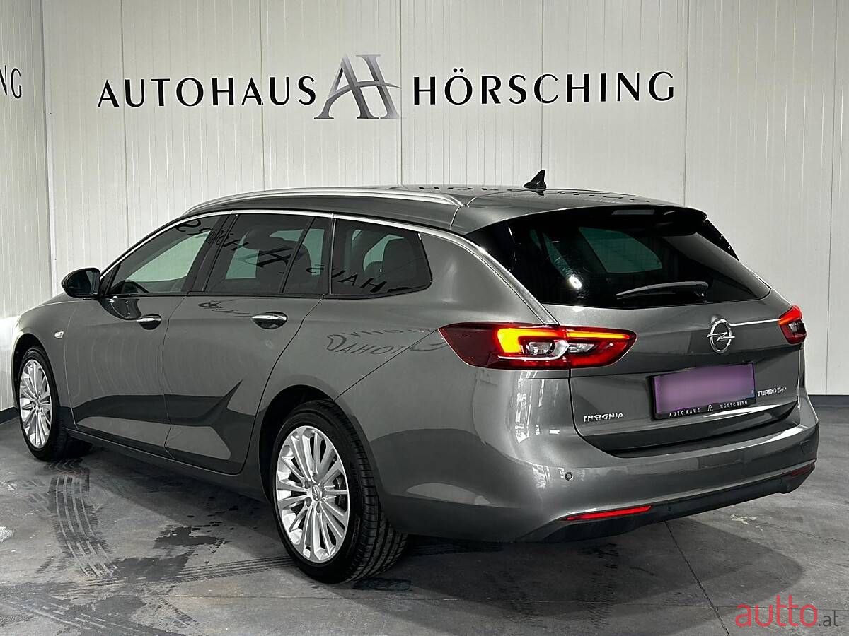 2018' Opel Insignia photo #5