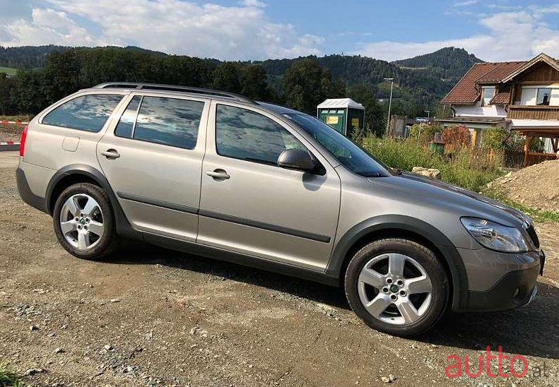 2011' Skoda Octavia photo #1