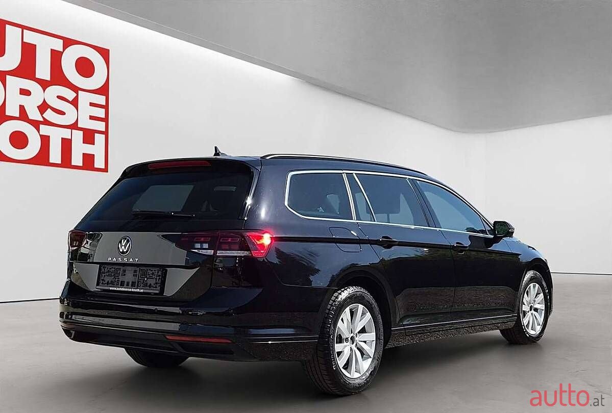 2023' Volkswagen Passat photo #3
